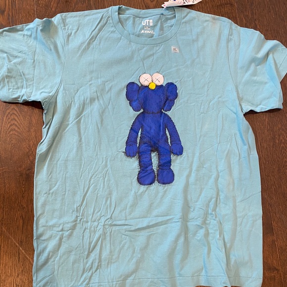 Kaws men’s xl green and blue Elmo t shirt rare - Picture 1 of 3